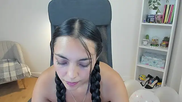 _BellaEvans_ webcam