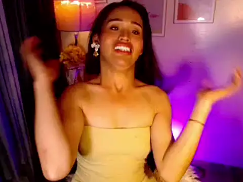 urmidnightcravingsxx webcam
