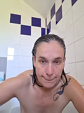 adelinegirly webcam