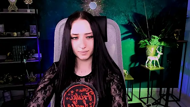 MonicaLowes webcam