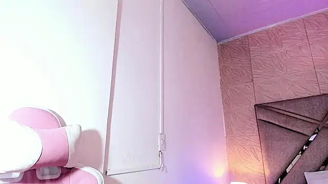 sophie_pariss webcam