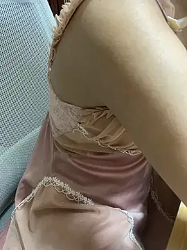 Mina048 webcam