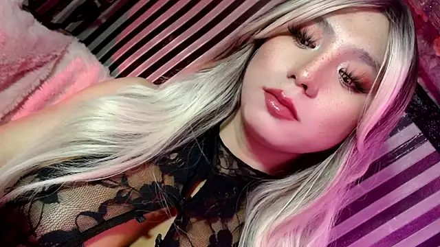 HoresCOCKLUCY live sex cam