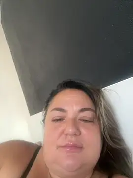 MikyVesela webcam