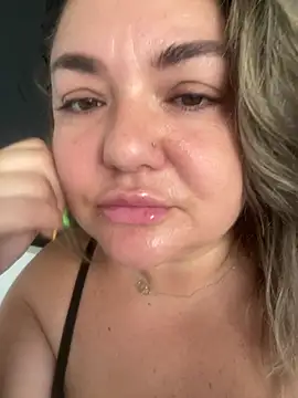 MikyVesela webcam