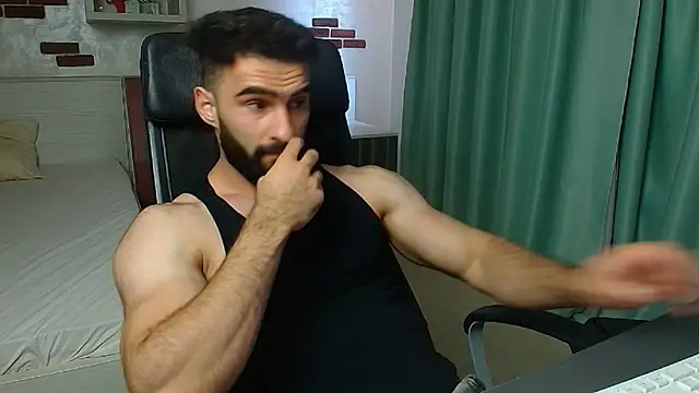 MicahLane live cam on StripChat