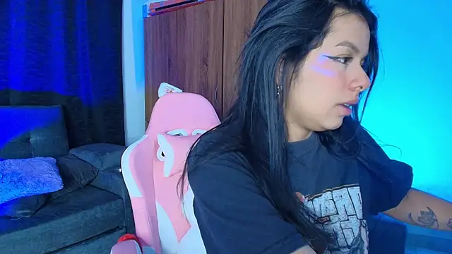 yungelitamor_ webcam