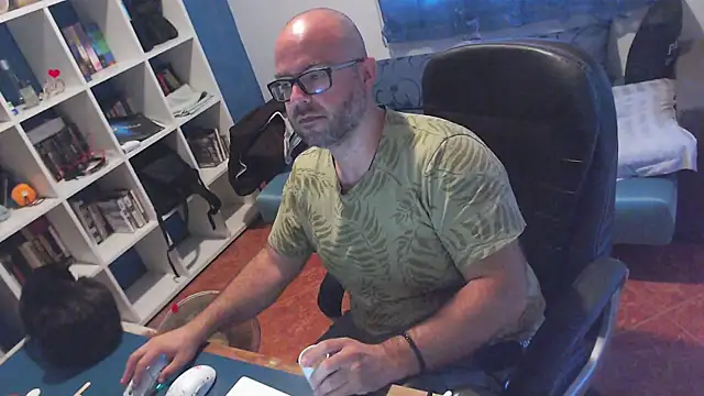 ravingr4d4 webcam