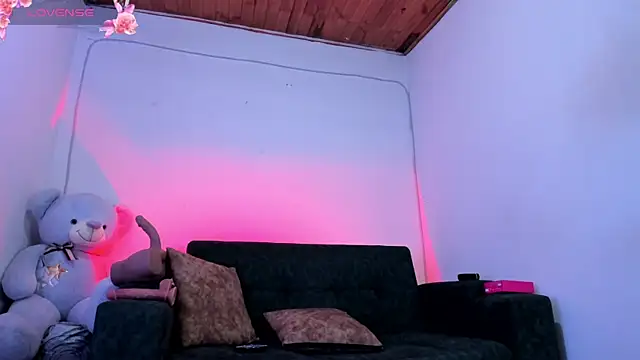liz_25b live cam on StripChat
