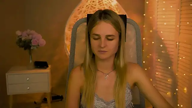 DeboraLarson webcam