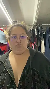 Chloee_Peach webcam