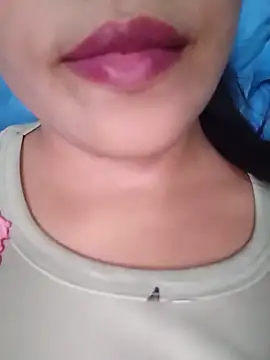 Anki-doll webcam