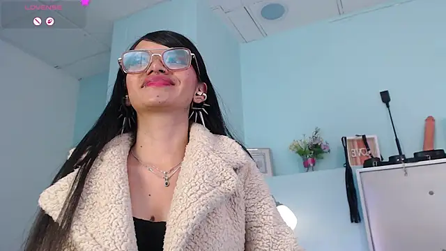 Emerald_gh webcam