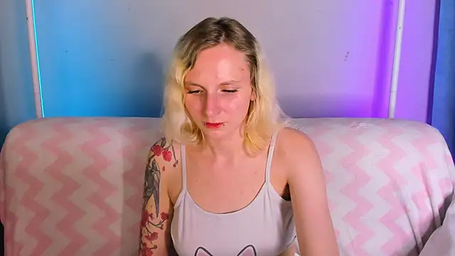 LikiLips webcam
