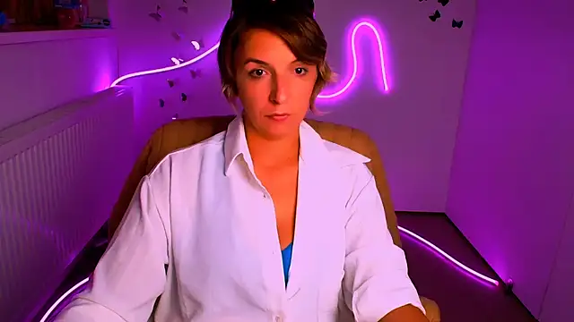 Lana_Foxyy webcam