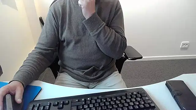buggemann (M grandpa) - #balds #bisexuals #cam2cam #cheapest-privates #cumshot #ejaculation #european #finnish #grandpas #hd #masturbation #medium #nipple-toys #nordic #norwegian #office #scandinavian #small-audience #striptease #white