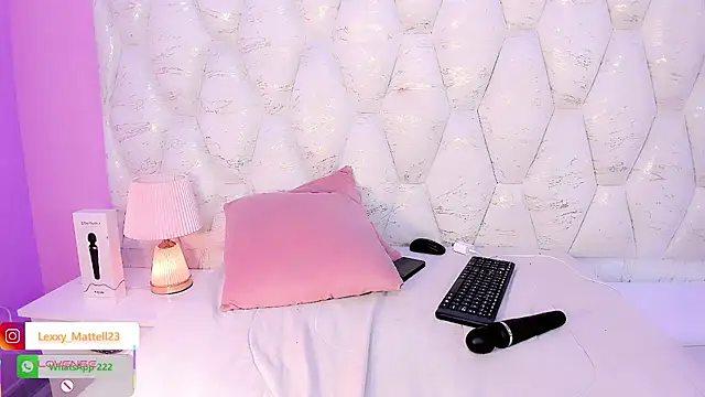 Lexxy_Mattell webcam