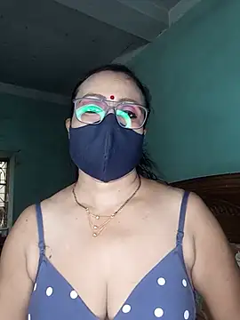 MoonLusty webcam