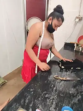 Lusty_mussty webcam