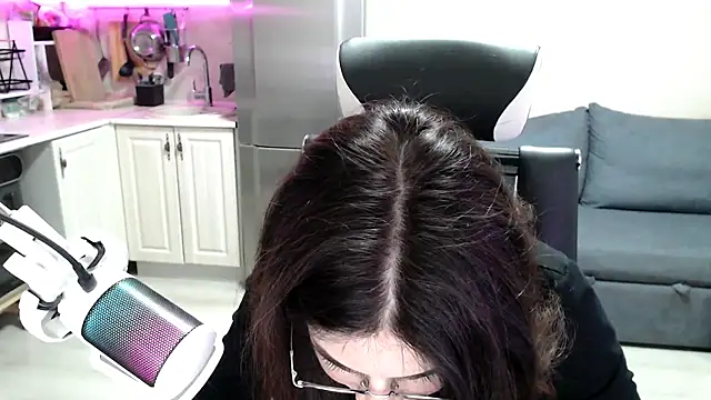 Regina_glow webcam