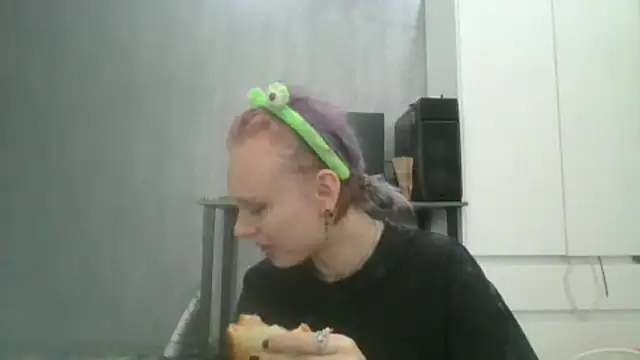 ZolaCoonradt webcam