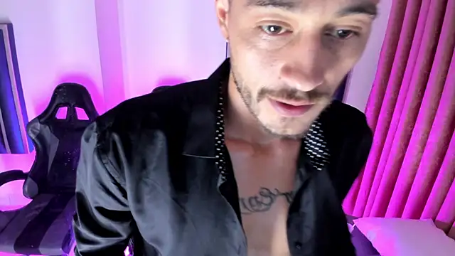Damiam_23 webcam