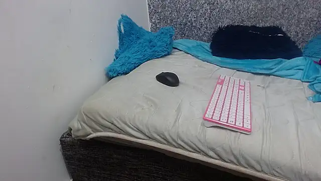 perverted_boyys22 webcam