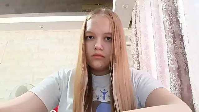 Lali_Boms webcam