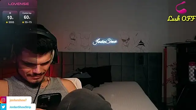 JordanShow live cam on StripChat