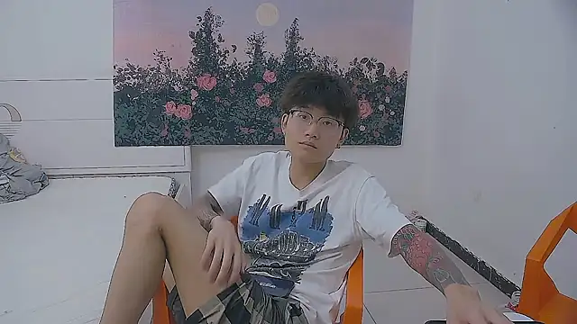 KK-cuteboy live cam on StripChat