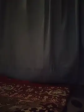 Ezabelljohn live cam on StripChat