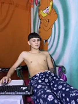 Artursmith live cam on StripChat