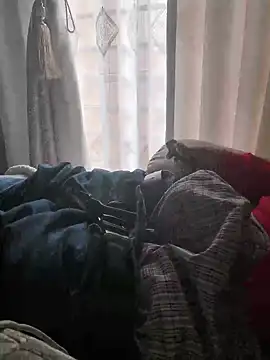 Dkny_boy live cam on StripChat