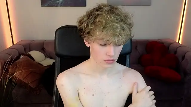kevingarsiaa live sex cam