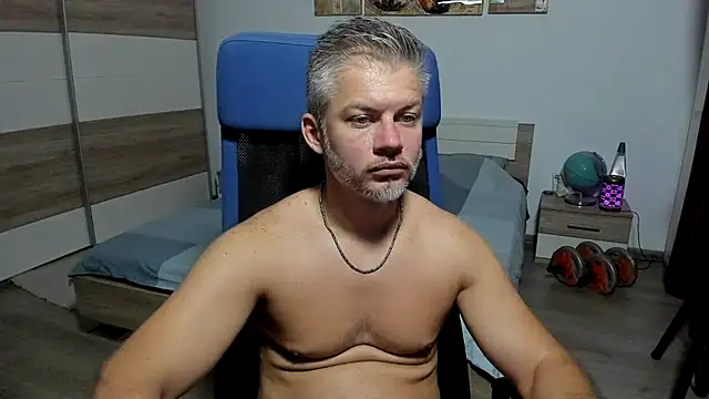 RobbyShawz live cam on StripChat