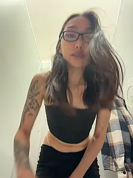 trytomakememoam webcam