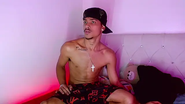 Angel_foxc13 webcam