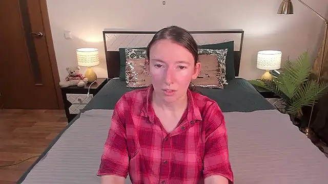 CatherineWalls live cam on StripChat