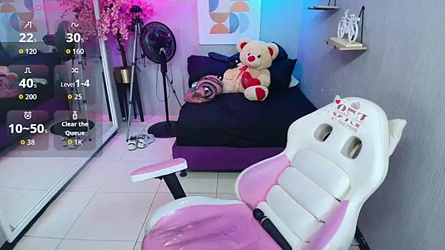 Maggy_t18 webcam