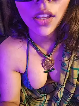 callmeshreya live sex cam