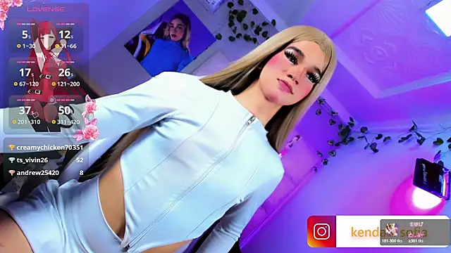 Sophiaa_doll_ webcam