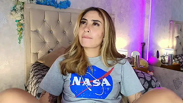 nini_love01 live sex cam