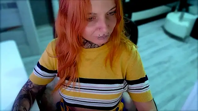 InesGold webcam