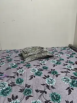 Cute_Kritika webcam