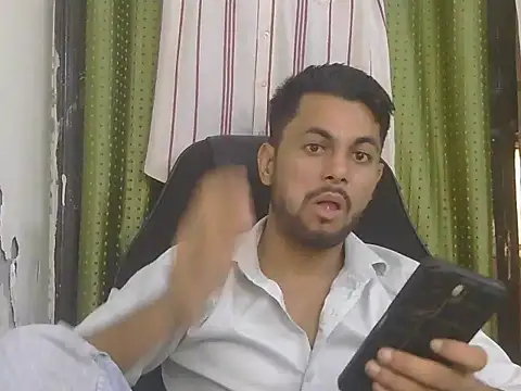 Stubborndesiboy webcam