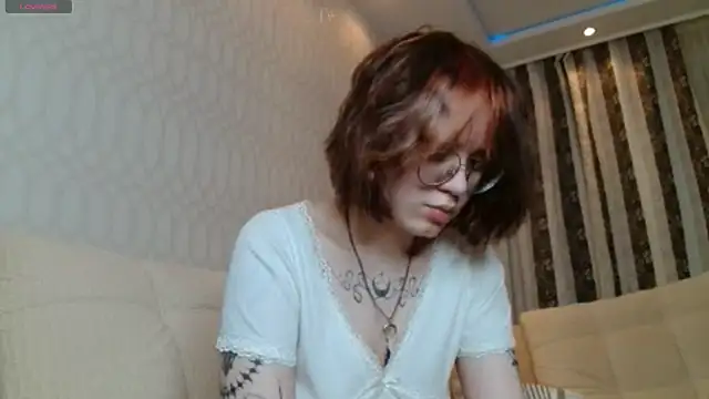 KellePourier webcam