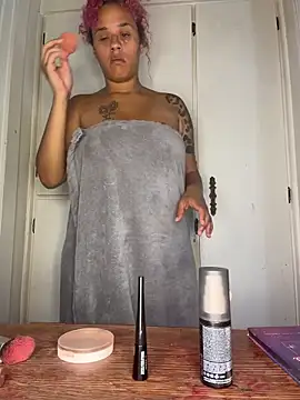 VelvetVixen_735 webcam