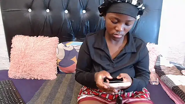 PunkinbuttXx05 webcam
