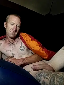 Letmepleaseyoubb webcam