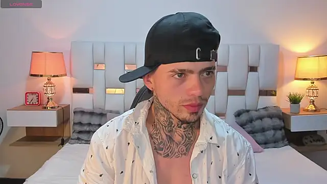 Zeus_damian21 webcam